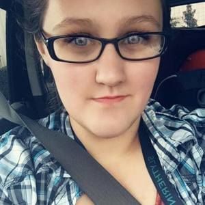 Meet your Posher, Liz